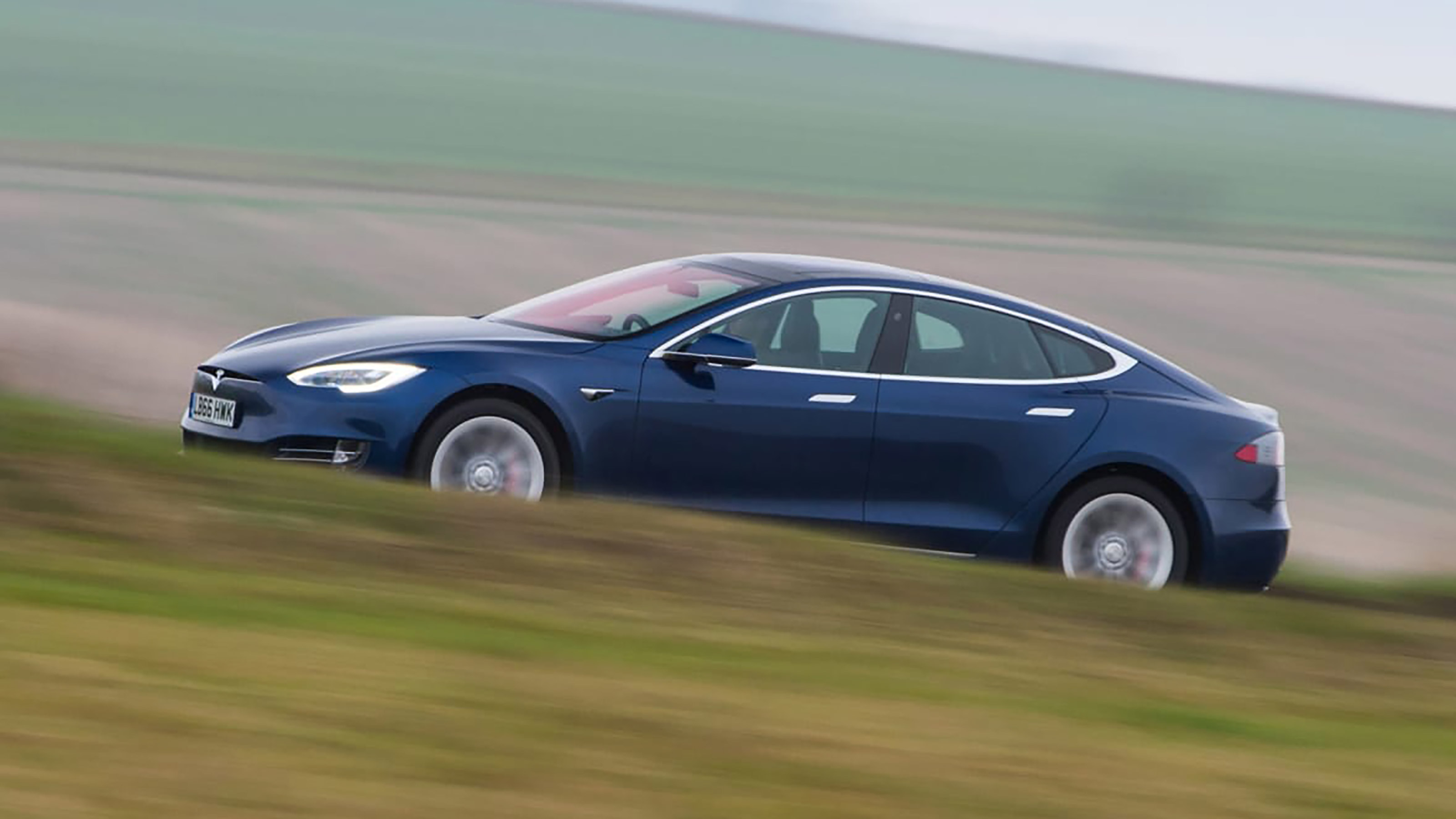 Tesla Model S review performance and 060 time evo